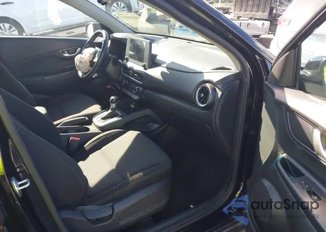 2022 Hyundai Kona Sel z USA, uszkodzony, nr VIN KM8K32AB3NU807913